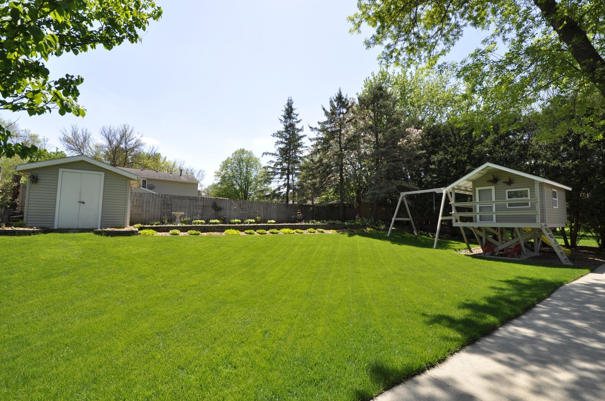 108 26th Street Northwest Rochester, MN 55901 - Photo 36 of 39