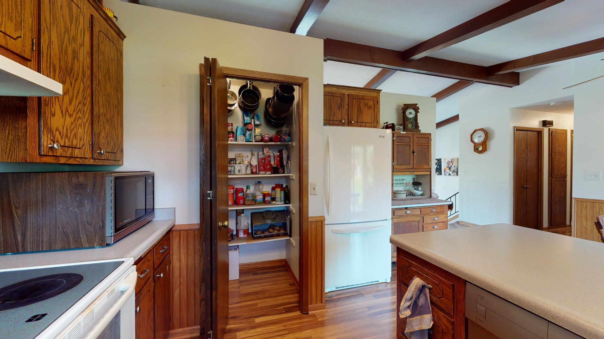 108 26th Street Northwest Rochester, MN 55901 - Photo 10 of 39