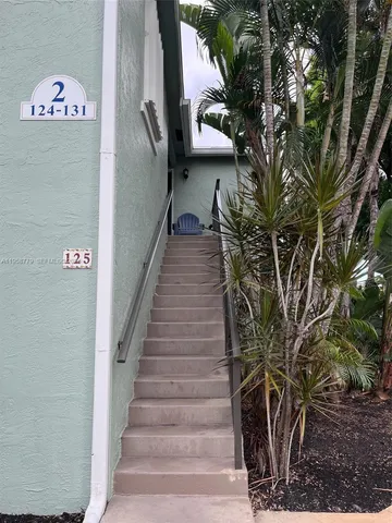 $2,200 | 125 Waterside Drive, Unit 125, Hypoluxo, FL 33462