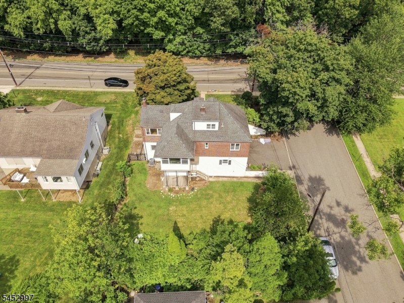 1219 Valley Road Montclair, NJ 07043 - Photo 5 of 36 Gallery Image 5