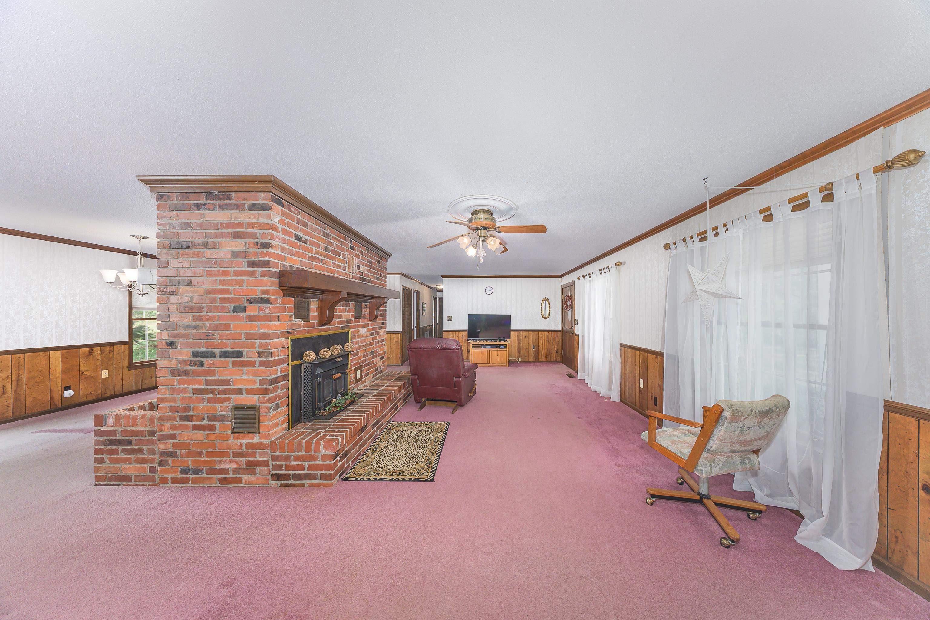 49 Will White Road Quincy, FL 32351 - Photo 4 of 55
