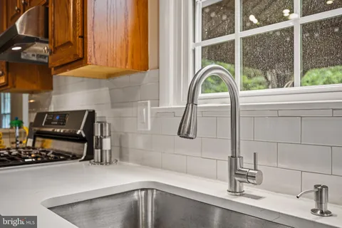$725,000 | 10217 Green Clover Drive, Ellicott City, MD 21042