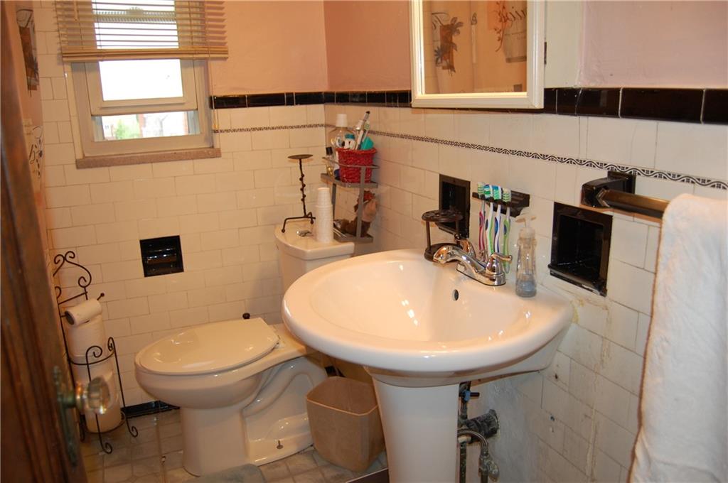 119 Hochberg Road Pittsburgh, PA 15235 - Photo 22 of 25 Gallery Image 22