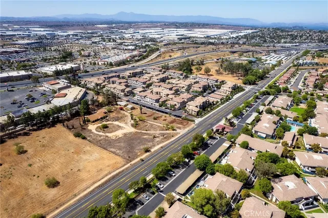 $1,200,000 | 21665 Box Springs Road, Moreno Valley, CA 92557