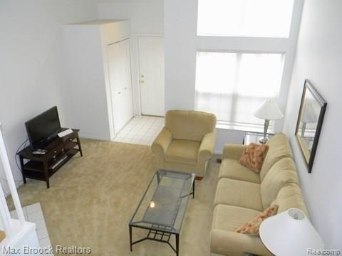1457 Chesapeake Road Royal Oak, MI 48067 - Photo 2 of 23