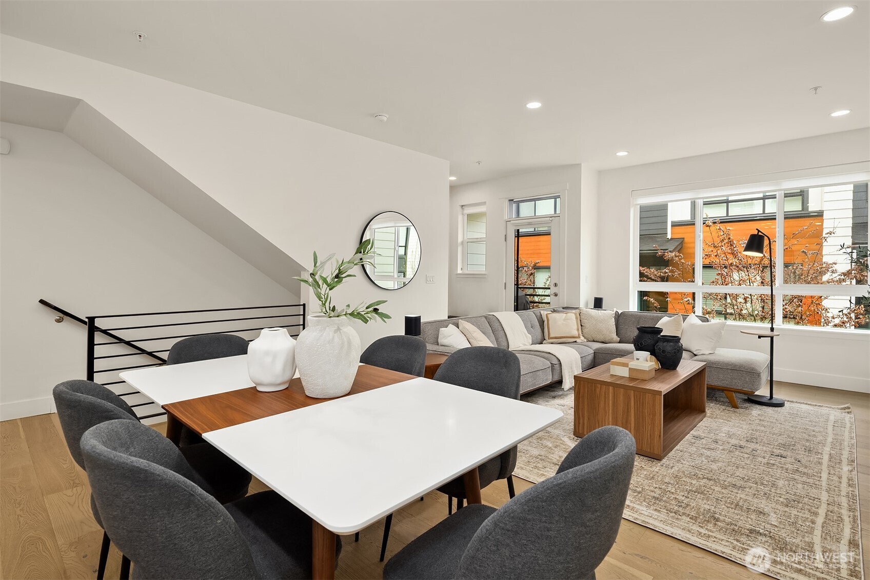 18412 96th Drive Northeast, Unit B Bothell, WA 98011 - Photo 8 of 30