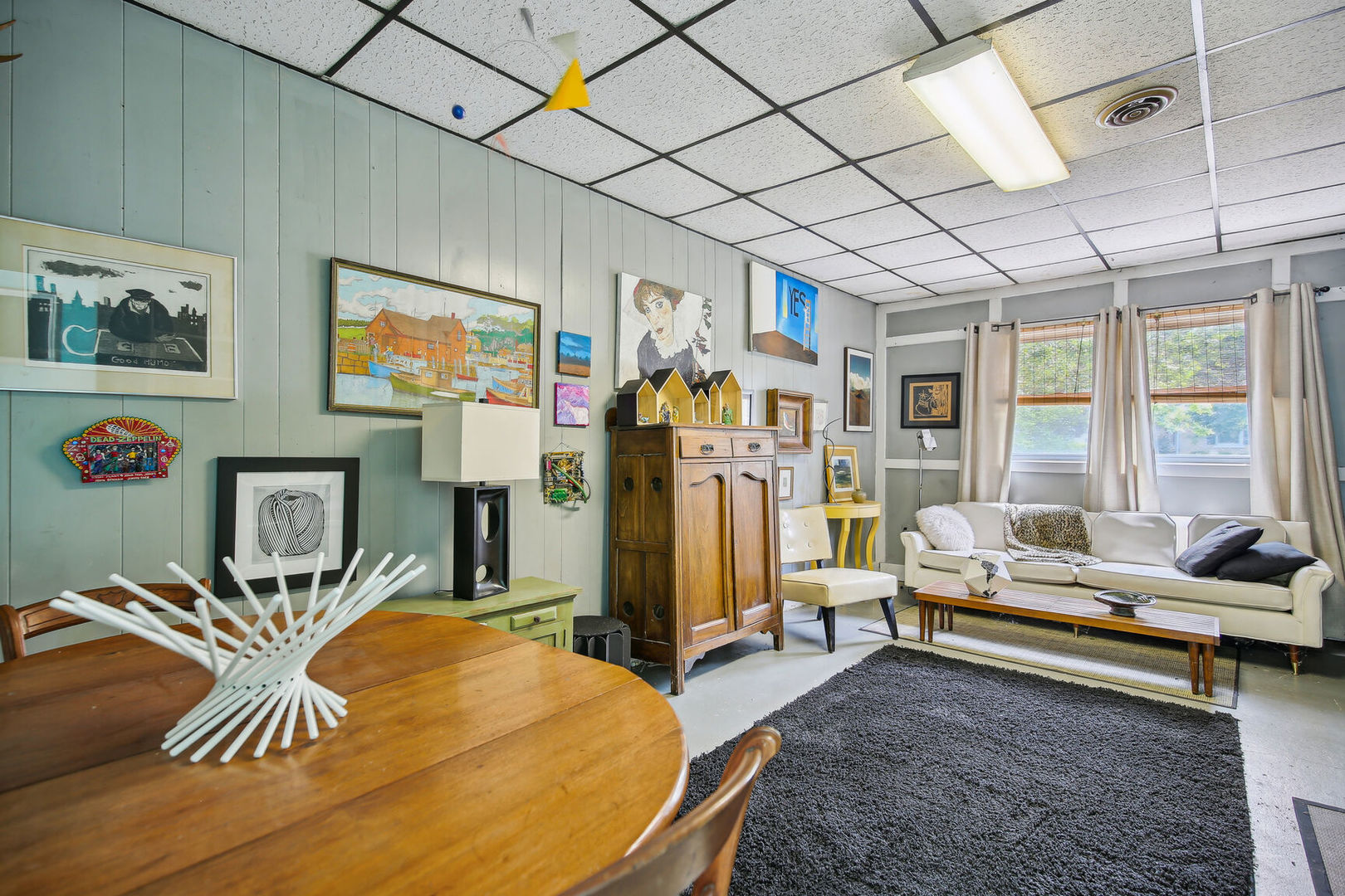 5 Normandy Place Champaign, IL 61821 - Photo 13 of 25 a bedroom with furniture and a flat screen tv