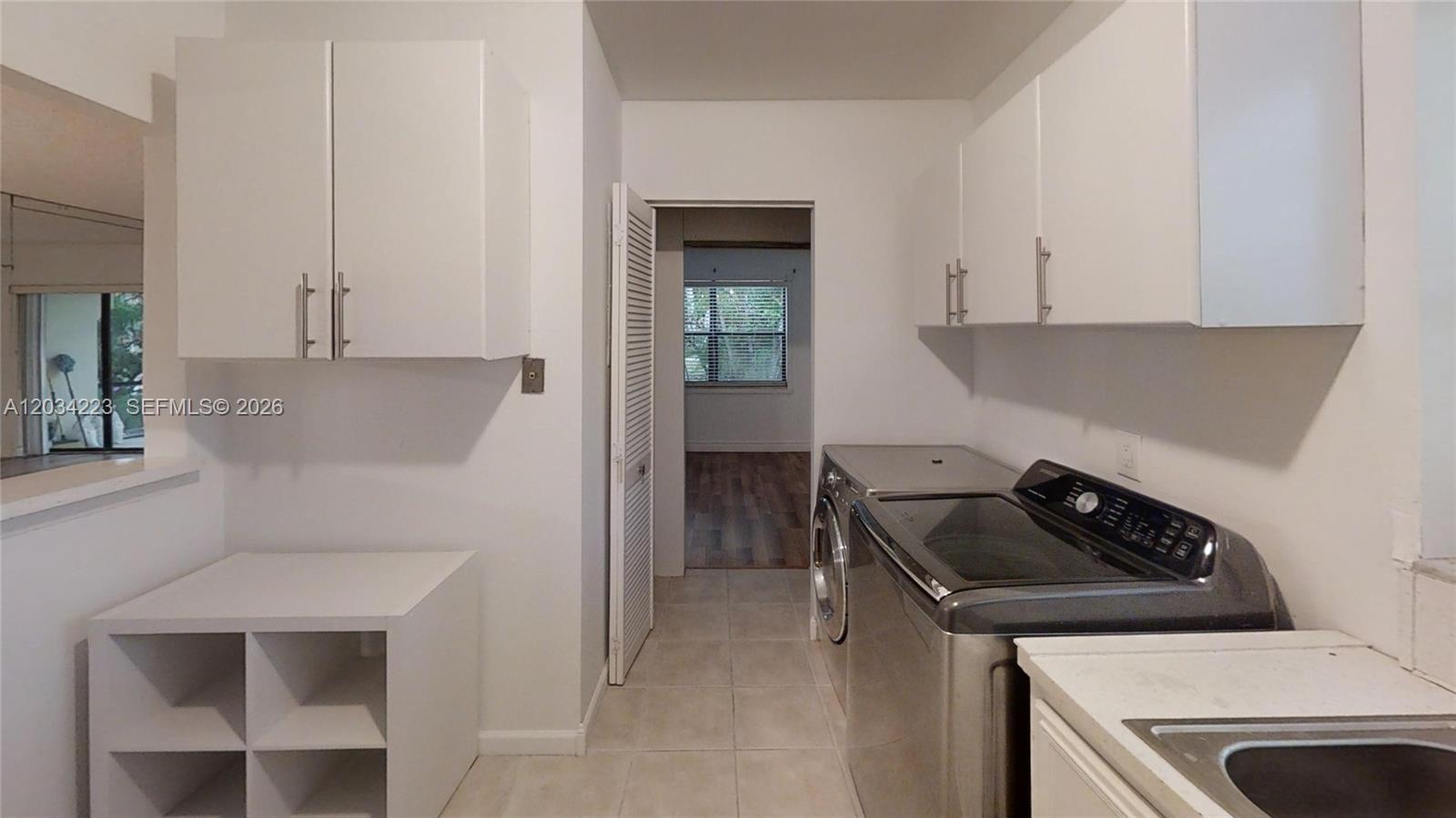301 North Pine Island Road, Unit 165 Plantation, FL 33324 - Photo 4 of 9 Photo 4