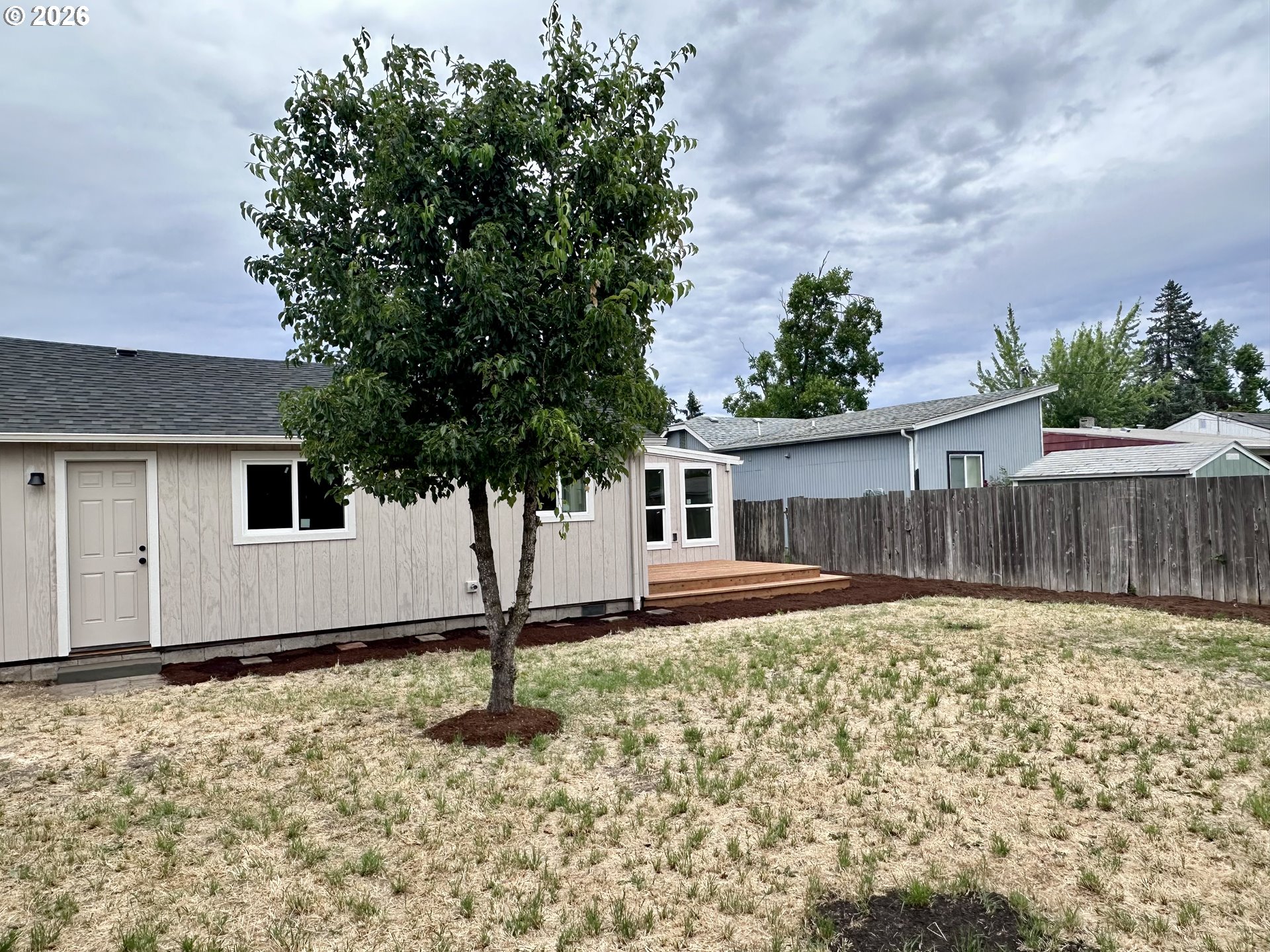 2345 F Street Springfield, OR 97477 - Photo 5 of 5