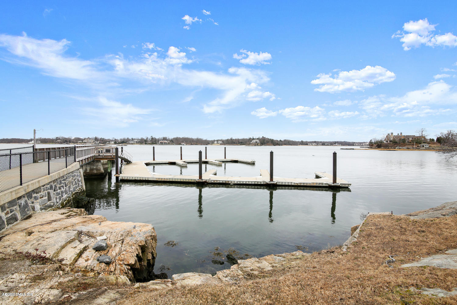7 Highgate Road Riverside, CT 06878 - Photo 29 of 34 a view of a terrace