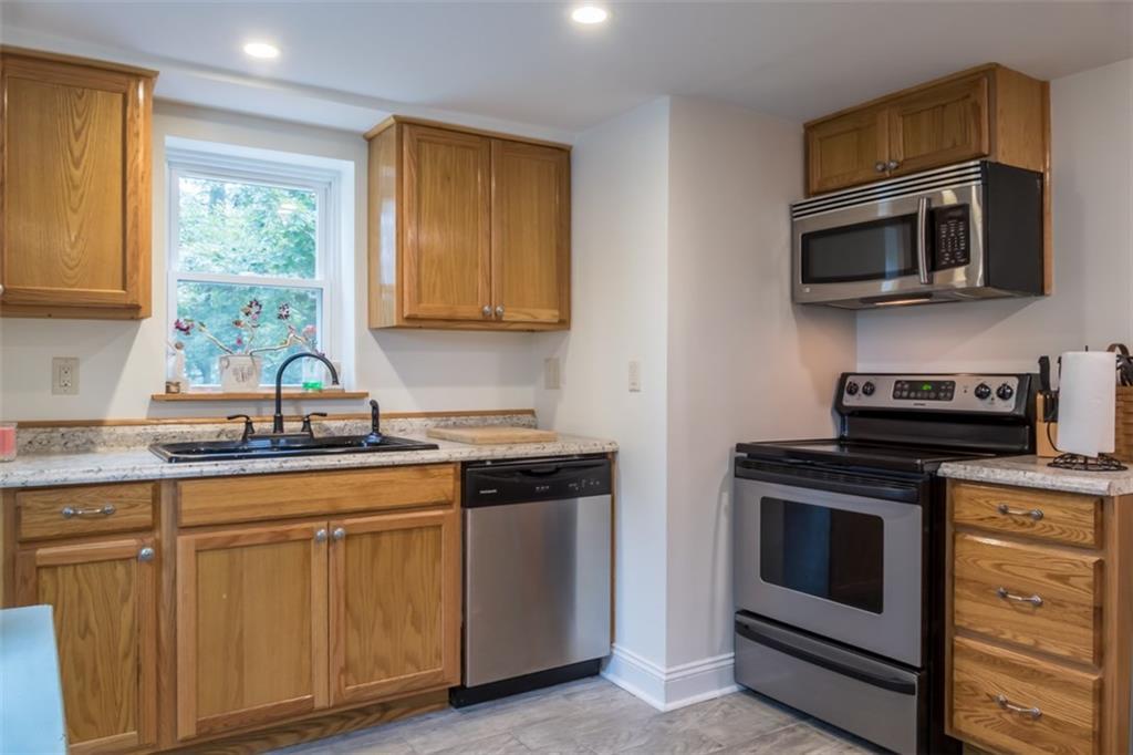 1237 High Street Bath, ME 04530 - Photo 9 of 35 Photo