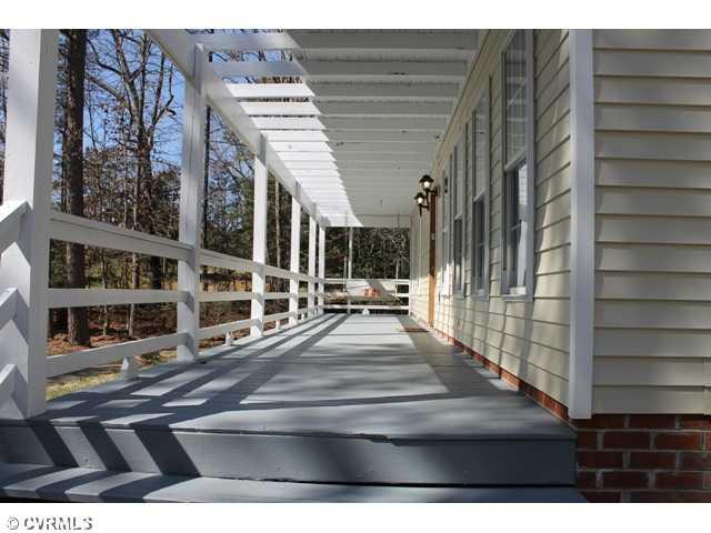 9651 Morley Road Midlothian, VA 23112 - Photo 3 of 15