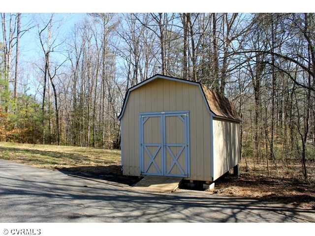 9651 Morley Road Midlothian, VA 23112 - Photo 5 of 15