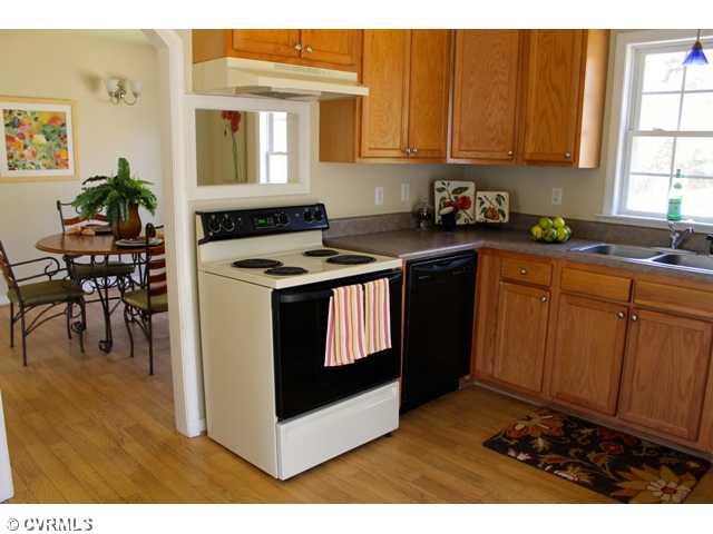 9651 Morley Road Midlothian, VA 23112 - Photo 9 of 15
