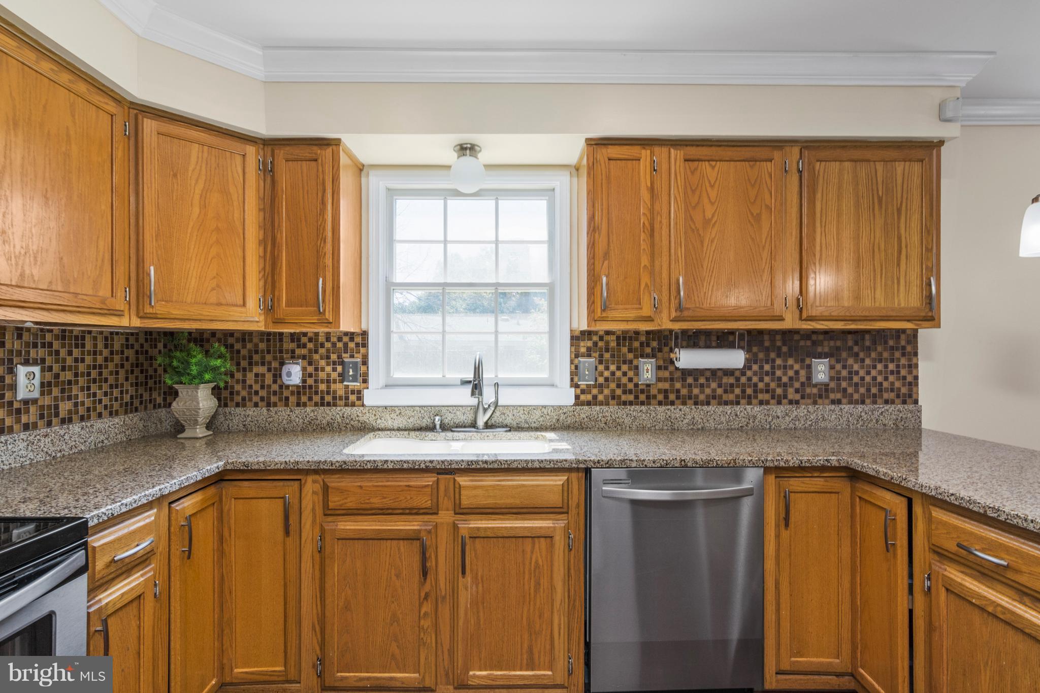 15803 Bond Mill Road Laurel, MD 20707 - Photo 6 of 29 Kitchen