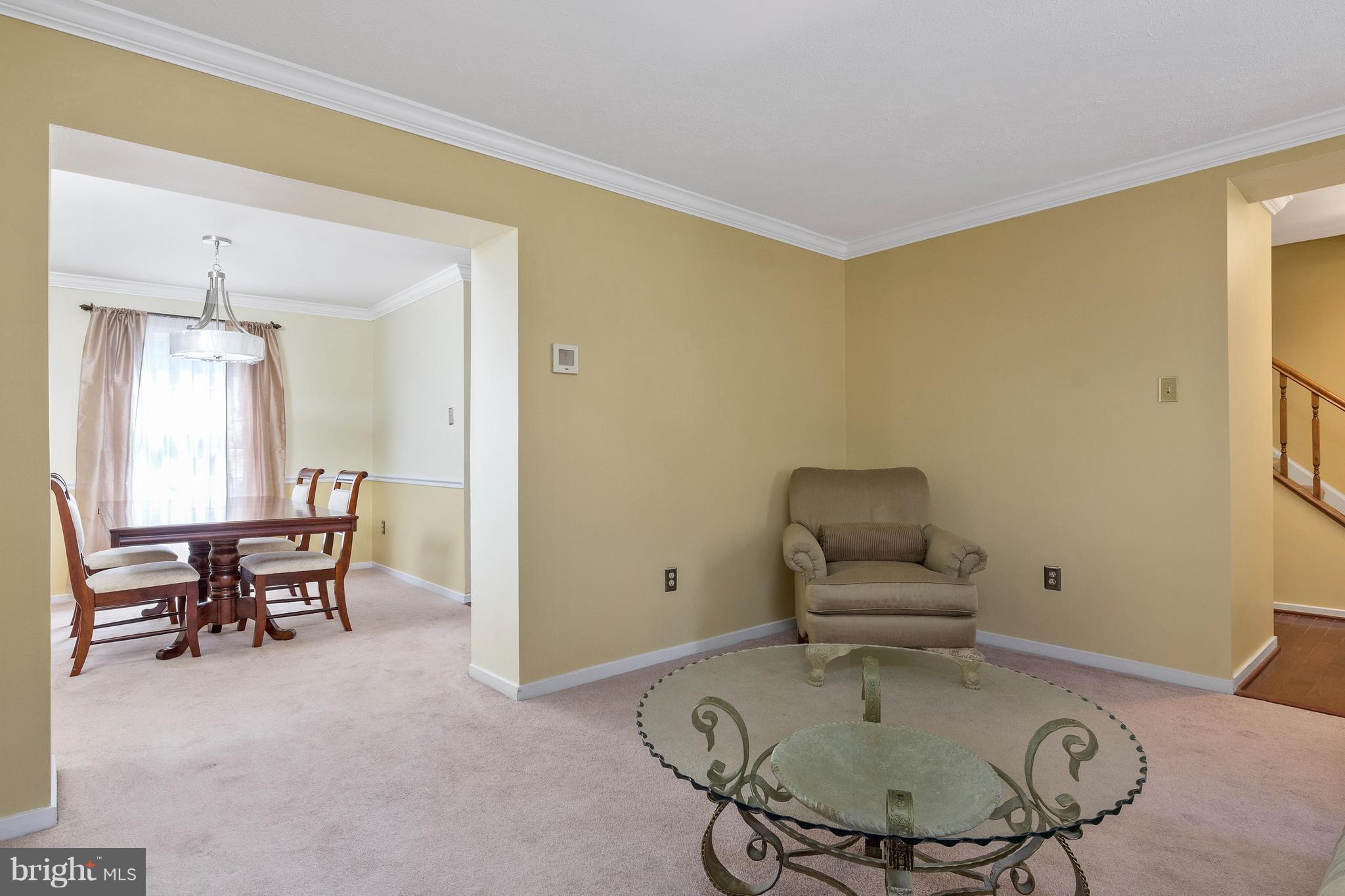 15803 Bond Mill Road Laurel, MD 20707 - Photo 8 of 29 Living Room