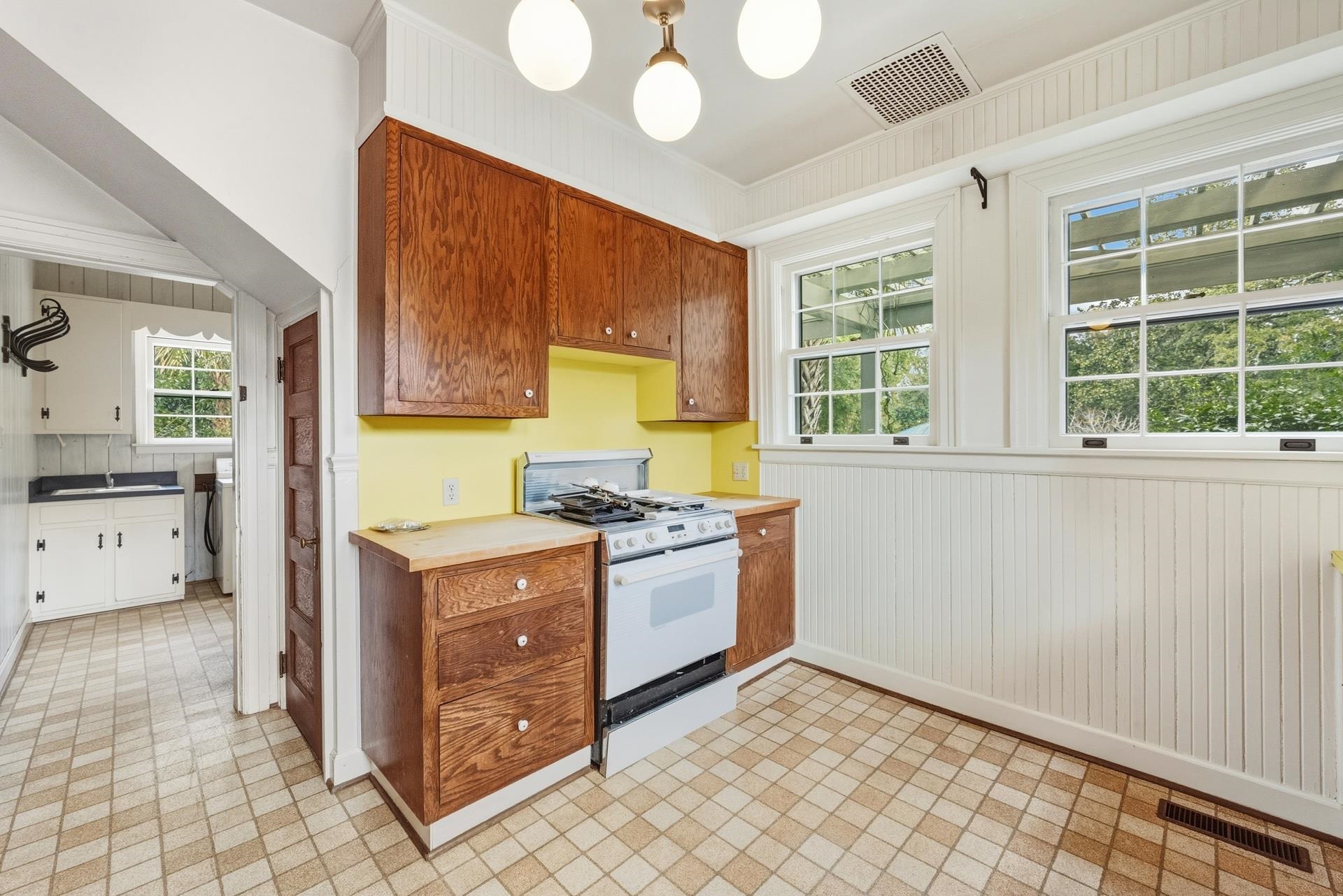 816 Prince Street Georgetown, SC 29440 - Photo 15 of 33