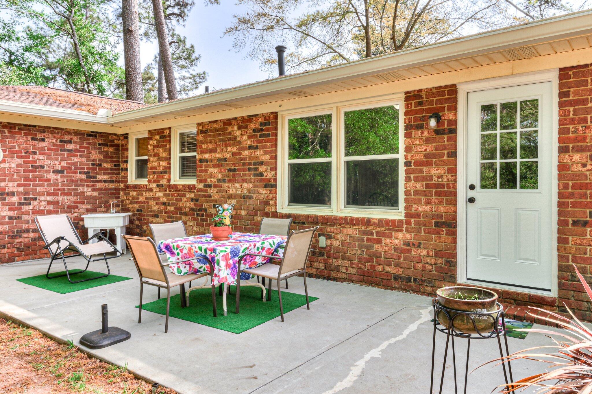 1225 Wood Valley Road Augusta, GA 30909 - Photo 31 of 37 135