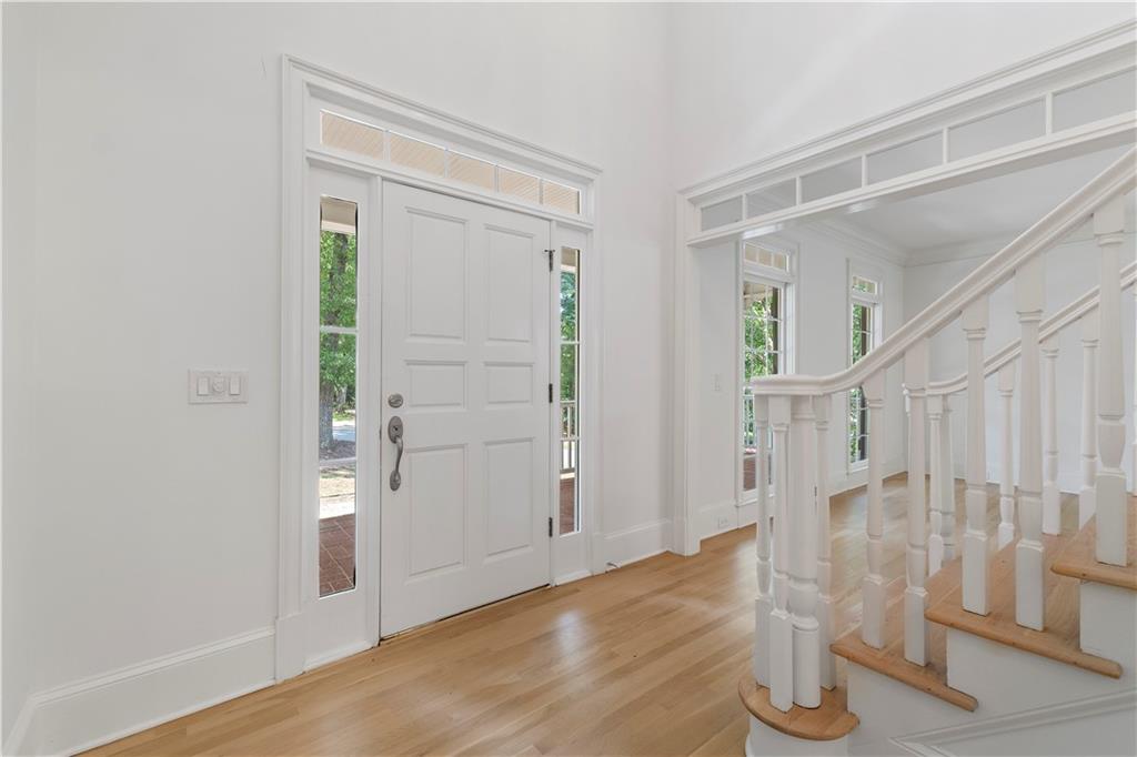 8965 Laurel Way Alpharetta, GA 30022 - Photo 19 of 79