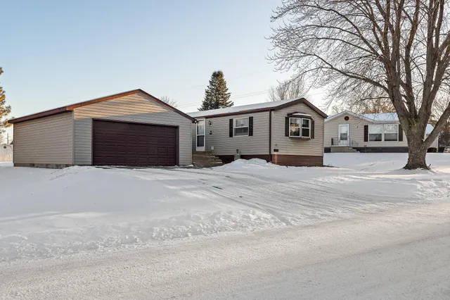 $105,000 | 17 Terri Cir Drive, Holmen, WI 54636