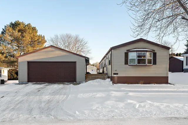 $105,000 | 17 Terri Cir Drive, Holmen, WI 54636