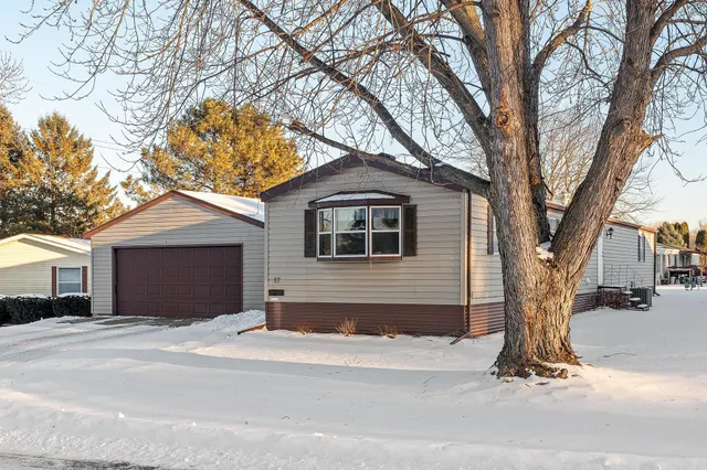 $105,000 | 17 Terri Cir Drive, Holmen, WI 54636