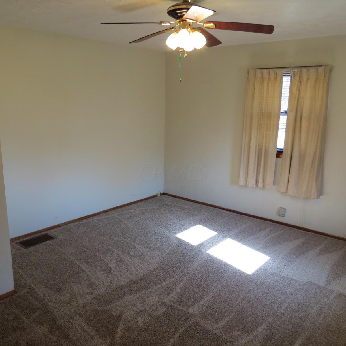 4440 Delmont Road Lancaster, OH 43130 - Photo 21 of 43