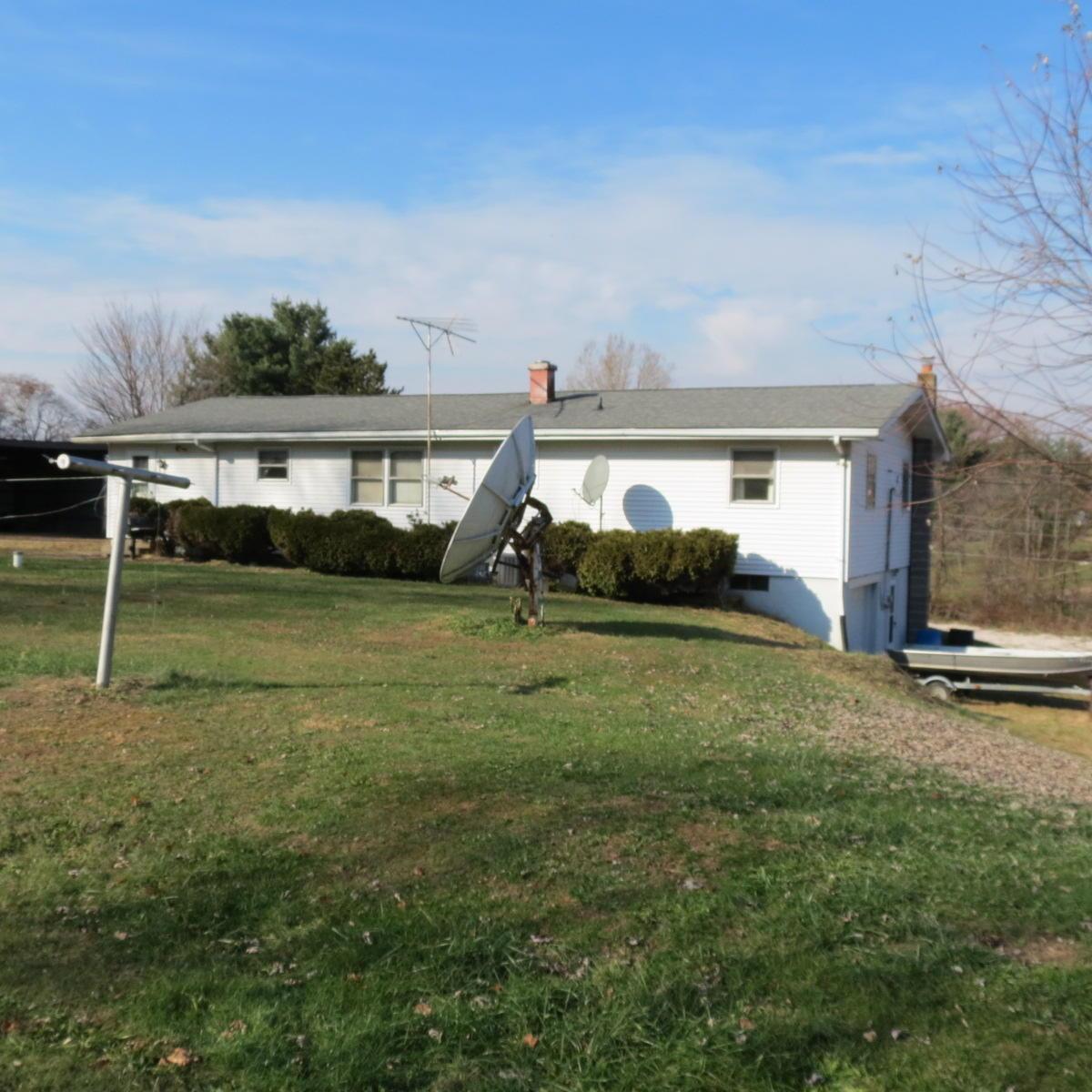 4440 Delmont Road Lancaster, OH 43130 - Photo 5 of 43