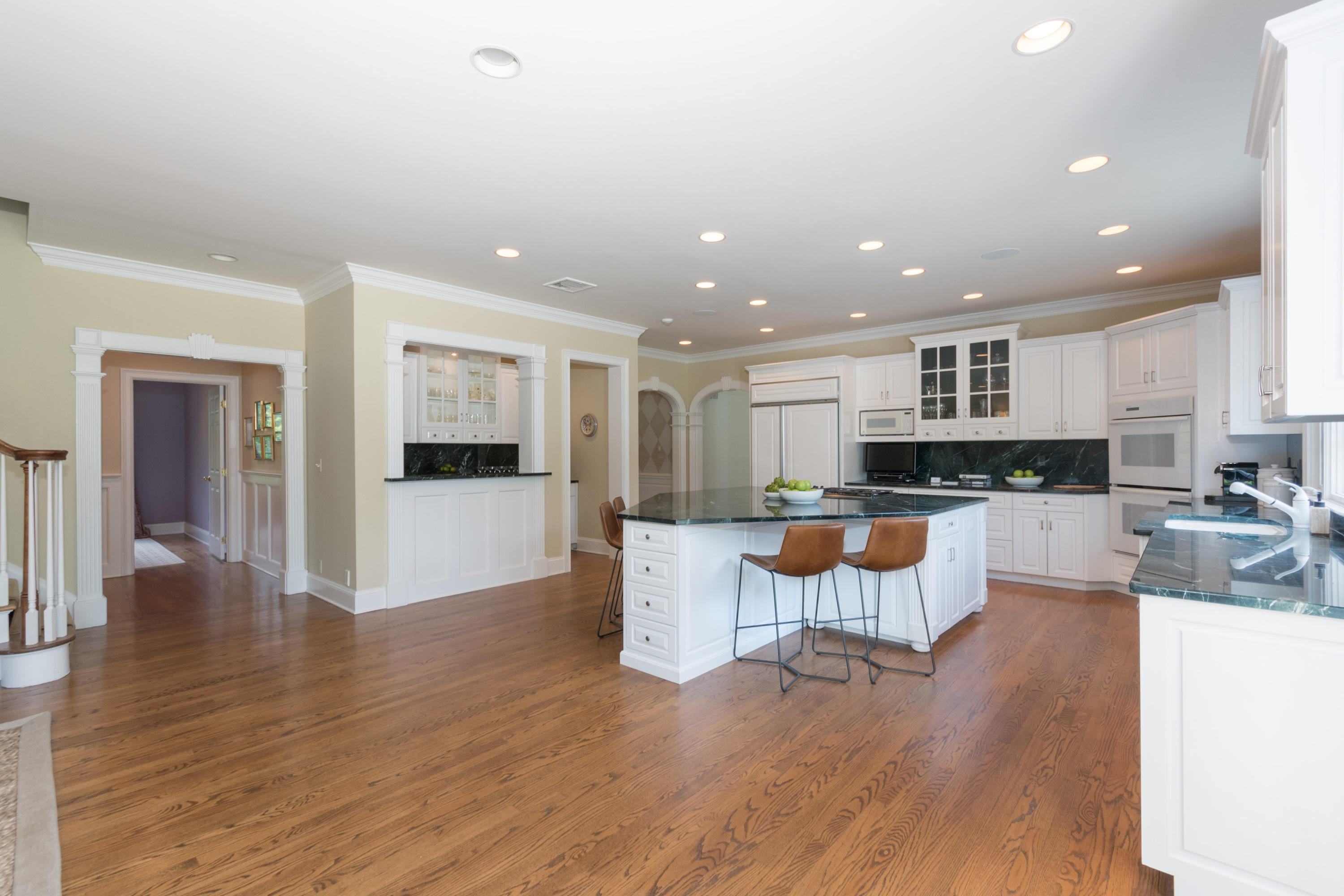 5 Peach Hill Road Darien, CT 06820 - Photo 18 of 62 5 Peach Hill Rd Darien CT-print-022-48-K