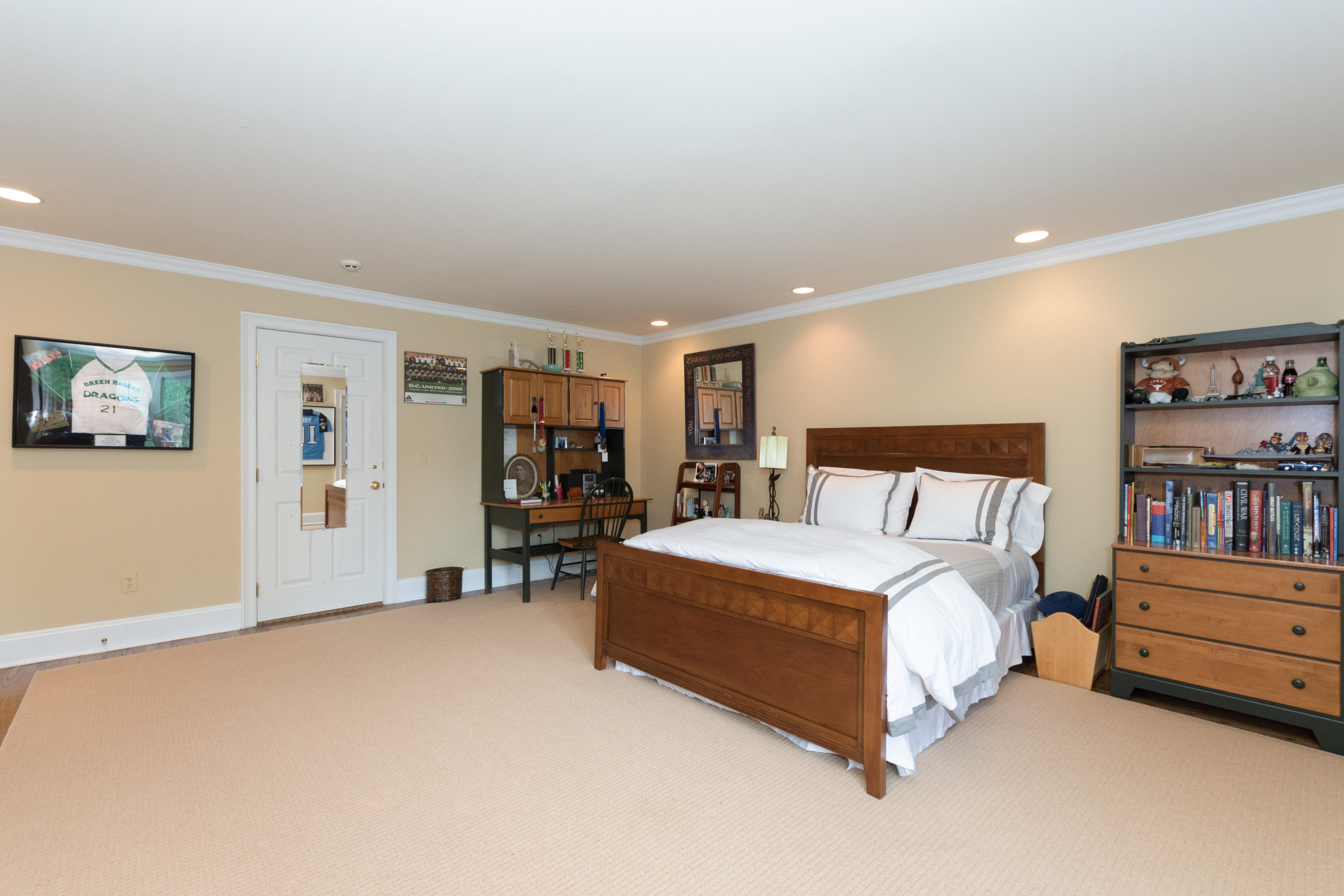 5 Peach Hill Road Darien, CT 06820 - Photo 40 of 62 5 Peach Hill Rd Darien CT-print-049-16-B
