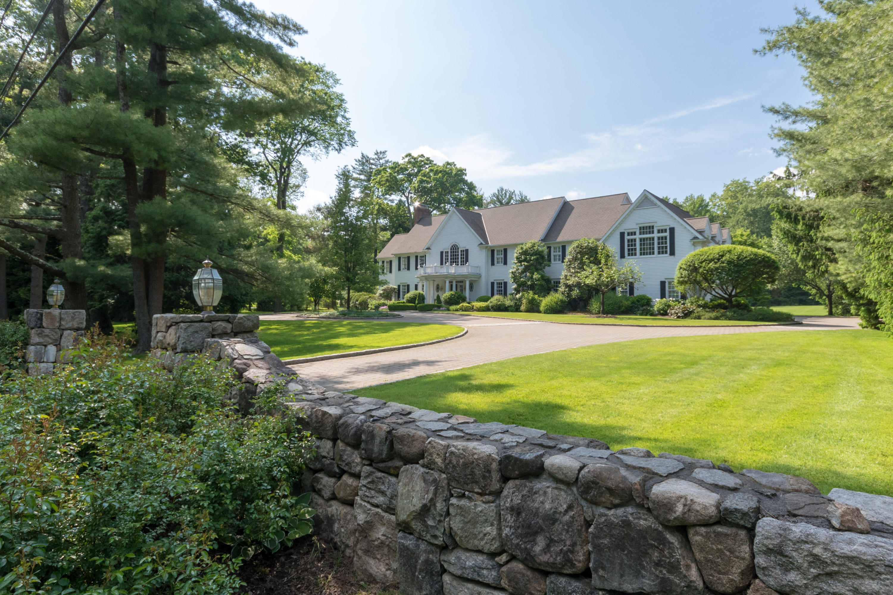 5 Peach Hill Road Darien, CT 06820 - Photo 5 of 62 5 Peach Hill Rd Darien CT-print-007-39-E