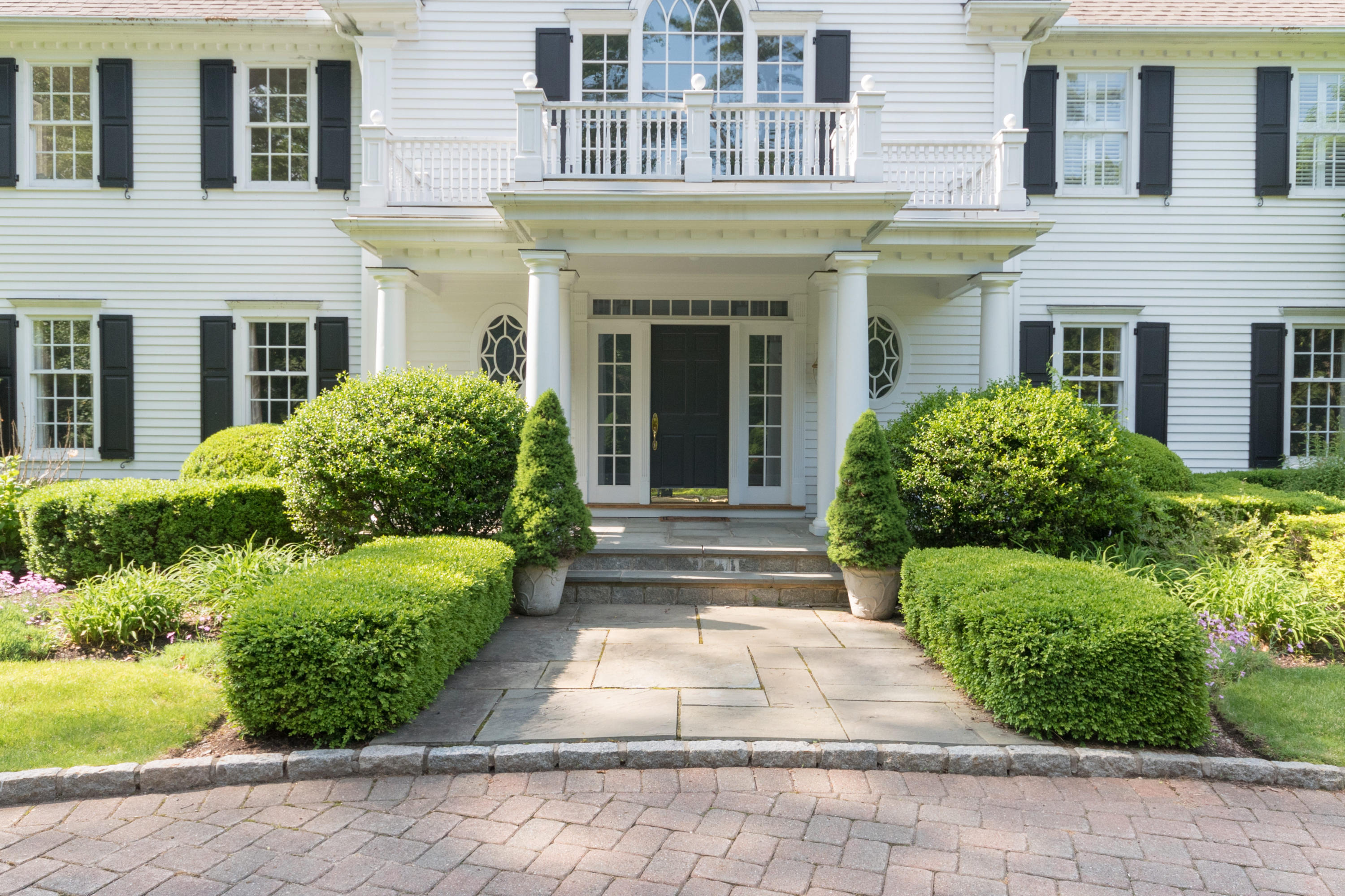 5 Peach Hill Road Darien, CT 06820 - Photo 7 of 62 5 Peach Hill Rd Darien CT-print-011-58-E