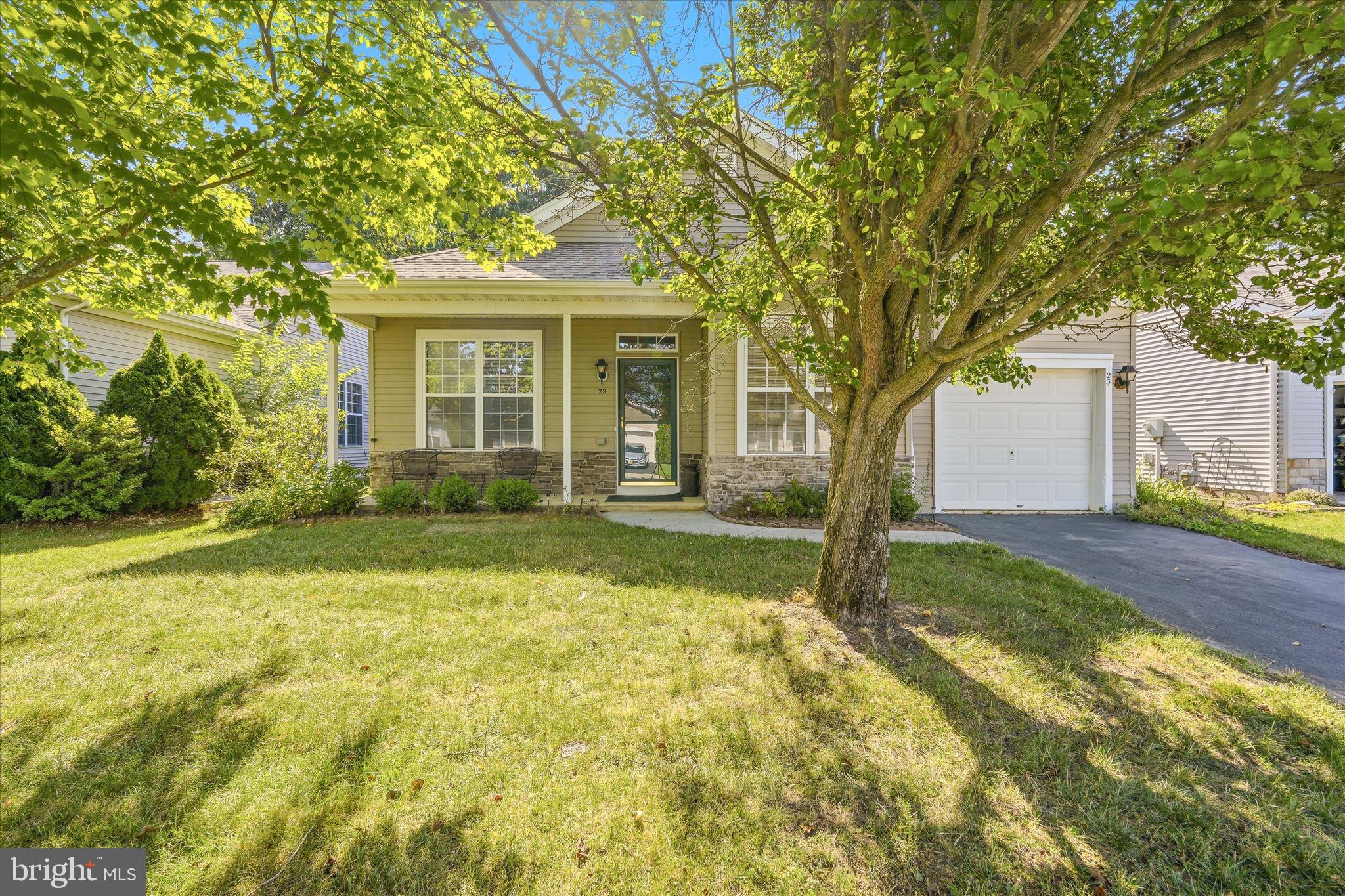 23 Robin Lane Barnegat, NJ 08005 - Photo 1 of 52