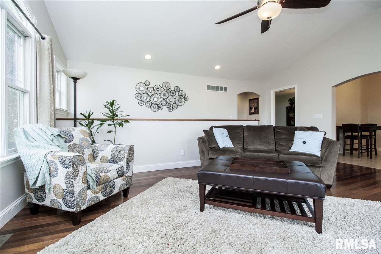 15403 North Feucht Road Princeville, IL 61559 - Photo 11 of 36 Gallery Image 11