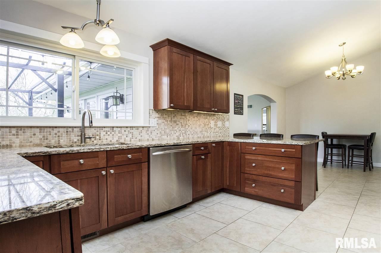 15403 North Feucht Road Princeville, IL 61559 - Photo 5 of 36 Gallery Image 5