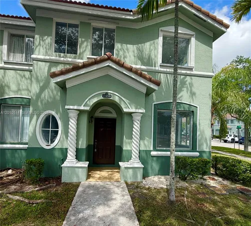 $2,100 | 2458 Southeast 15th Place, Unit 341, Homestead, FL 33035