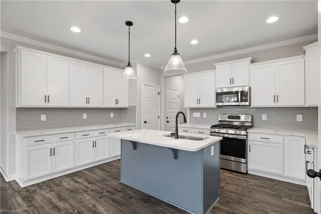 $398,900 | 303 Beeson Court, Clemmons, NC 27012