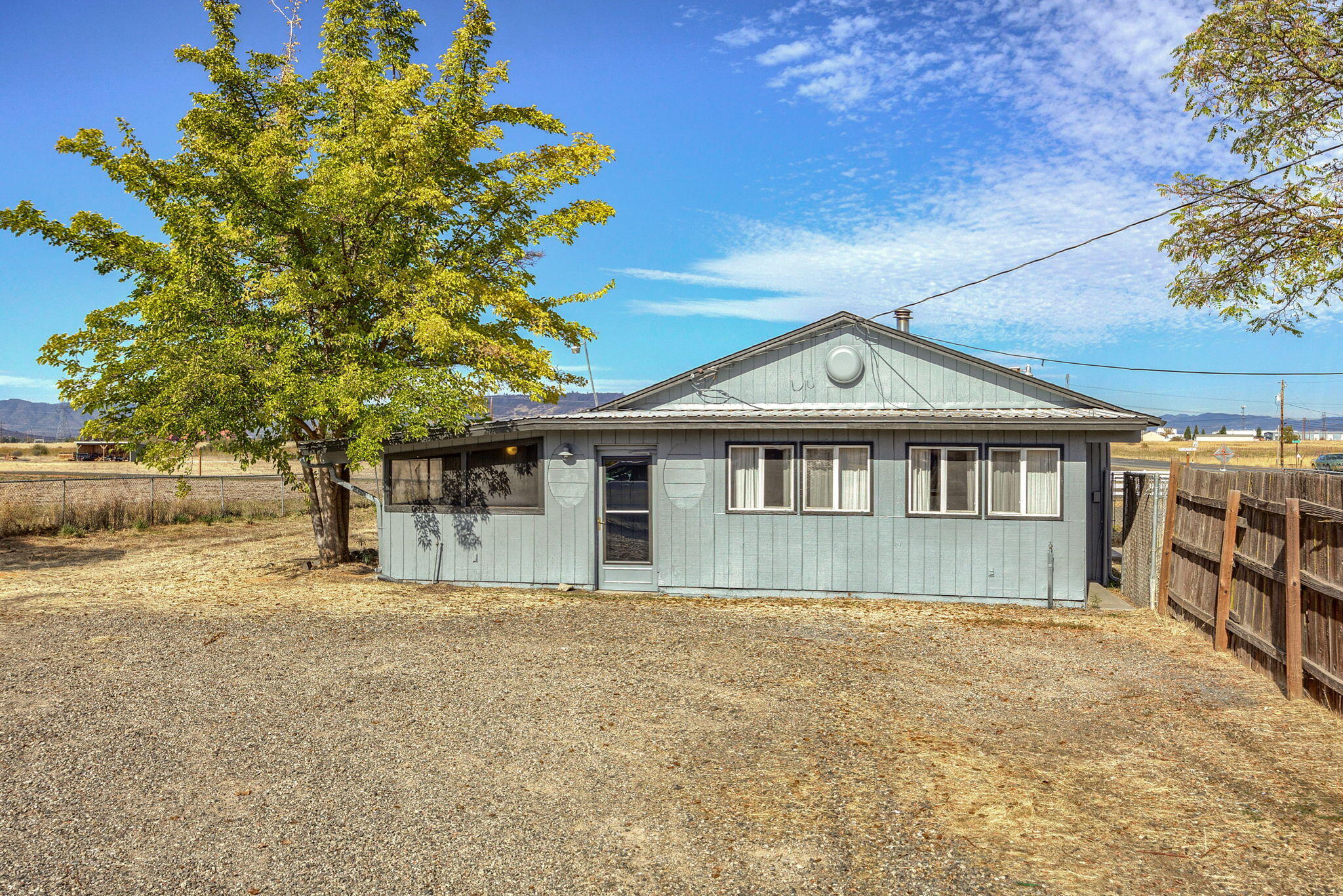 6865 Table Rock Road Central Point, OR 97502 - Photo 3 of 46 TRR (2)