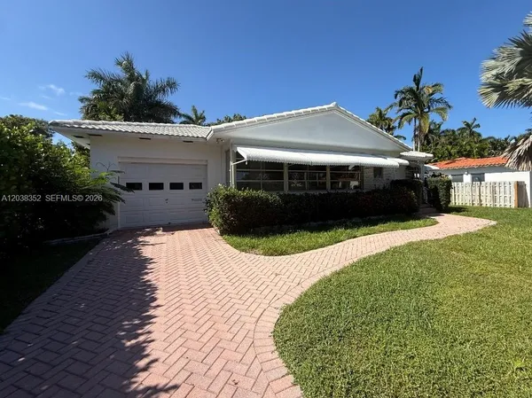 $3,000 | 1235 Jefferson Street, Hollywood, FL 33019