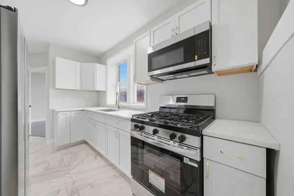 $499,999 | 6623 South Vernon Avenue, Chicago, IL 60637