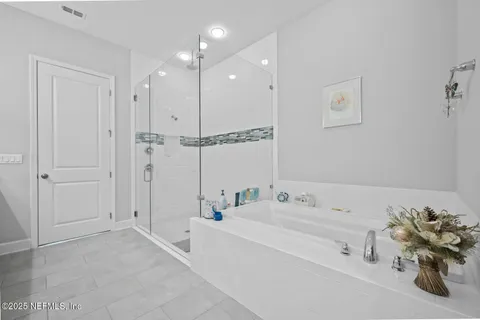 $580,000 | 435 Wingstone Drive, Jacksonville, FL 32081