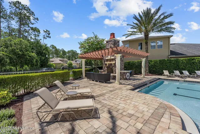 $580,000 | 435 Wingstone Drive, Jacksonville, FL 32081