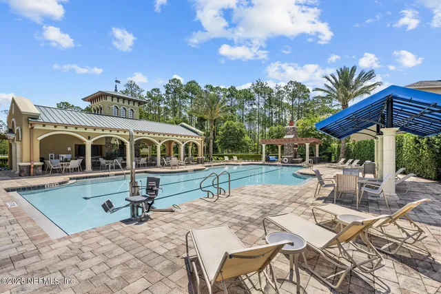 $580,000 | 435 Wingstone Drive, Jacksonville, FL 32081