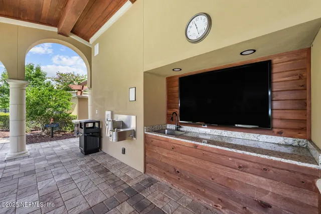 $580,000 | 435 Wingstone Drive, Jacksonville, FL 32081