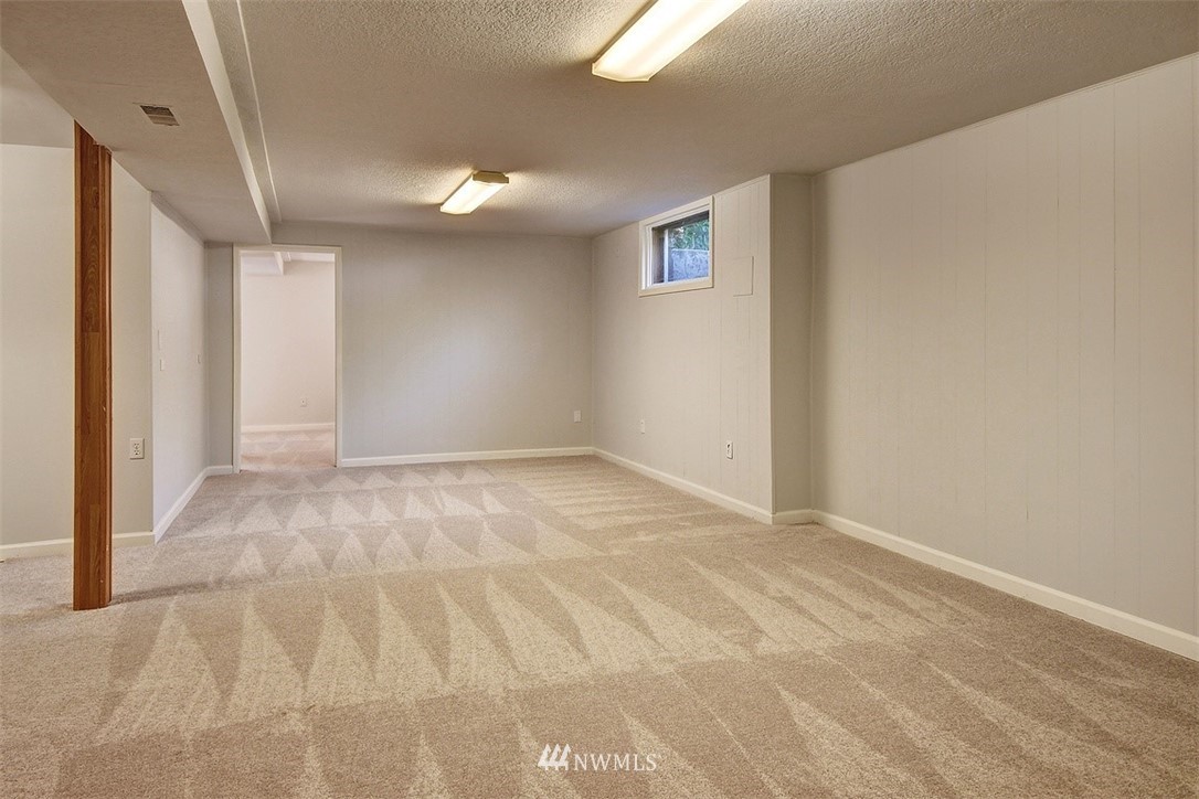 5901 Fleming Street Everett, WA 98203 - Photo 17 of 26