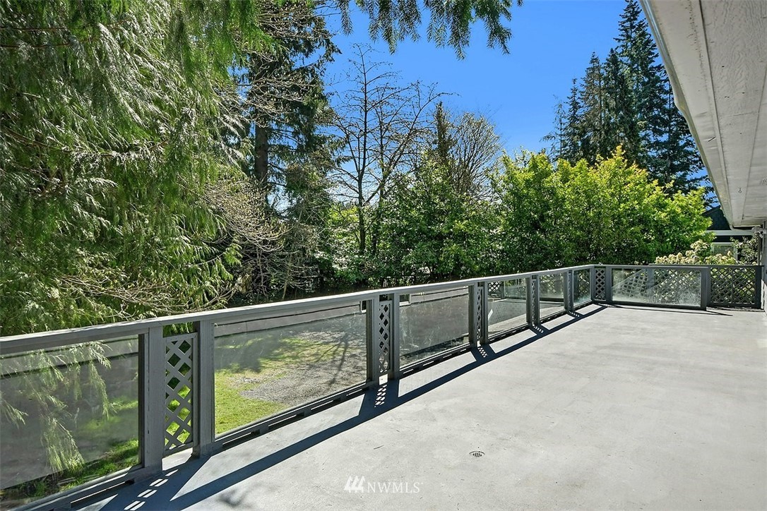 5901 Fleming Street Everett, WA 98203 - Photo 10 of 26