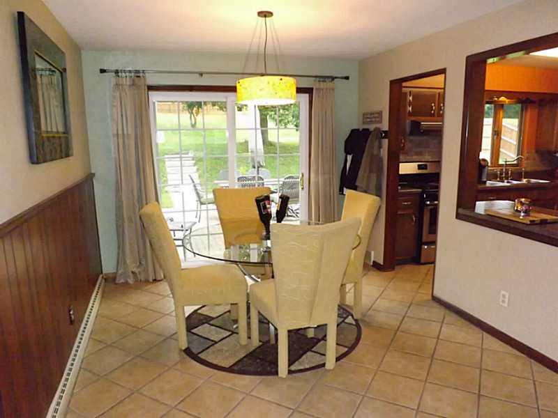 67 Midway Drive McKees Rocks, PA 15136 - Photo 10 of 23 Dining Room.