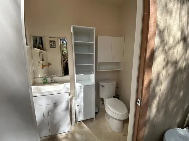 $300,000 | 773 Red Fox Road, Mountain Ranch, CA 95246