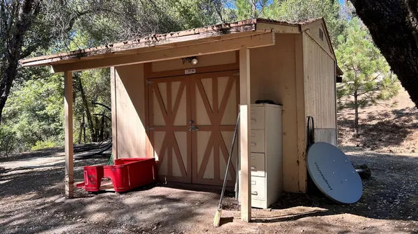 a view of entryway