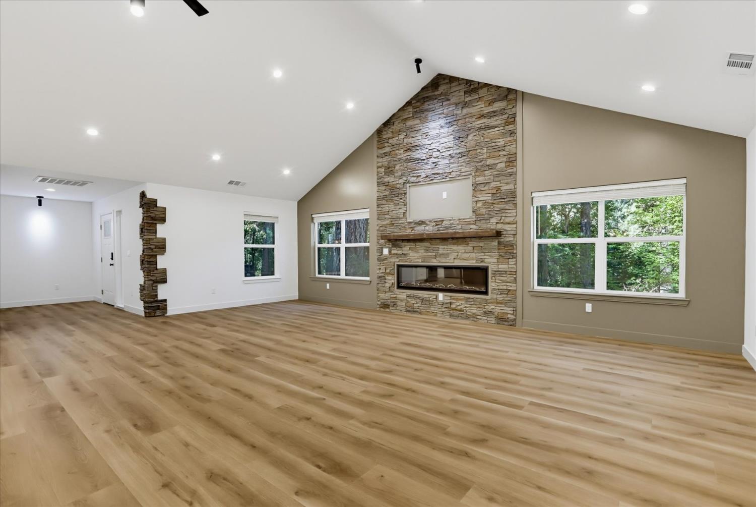 12176 East Bennett Road Grass Valley, CA 95945 - Photo 12 of 81